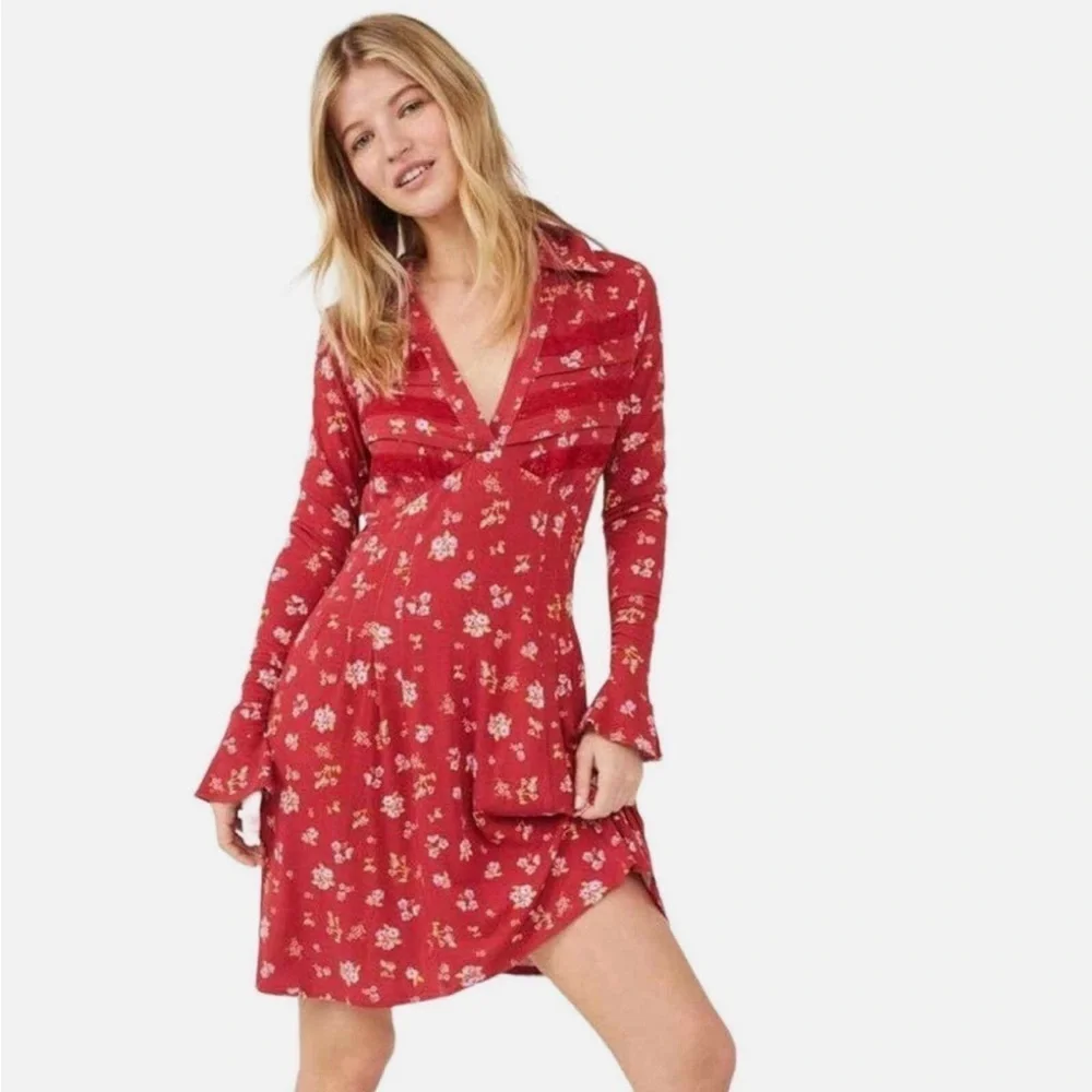 FREE PEOPLE Good Days Mini Dress in Red Floral Pattern XS